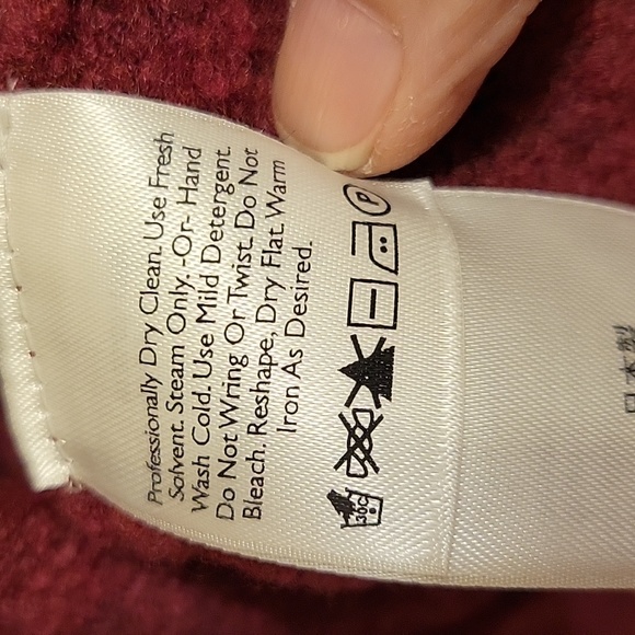 Eddie Bauer Italian wool Sweater - Picture 4 of 4